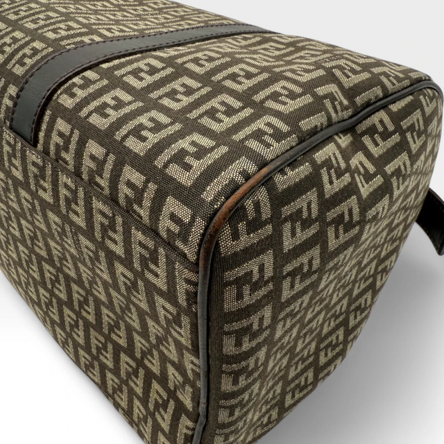 Fendi Handtasche Bauletto 30 braun