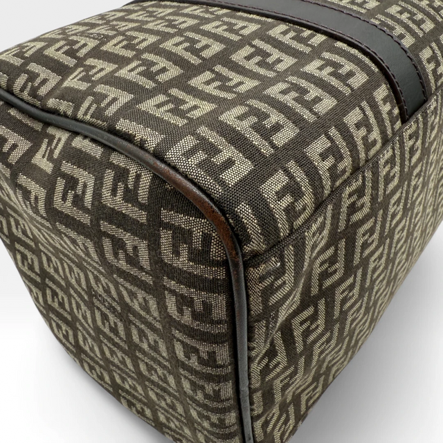 Fendi Handtasche Bauletto 30 braun