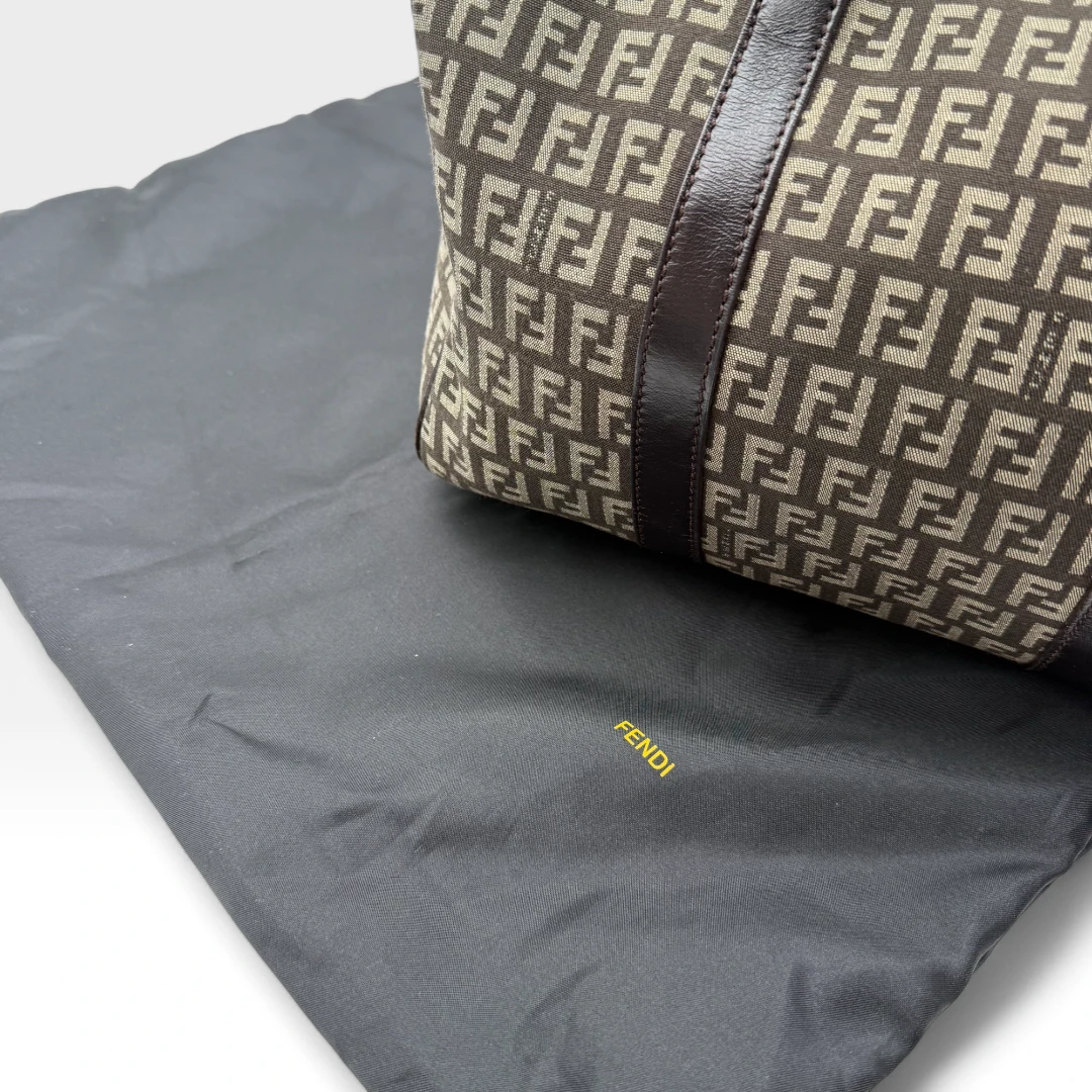 Fendi Handtasche Bauletto 30 braun