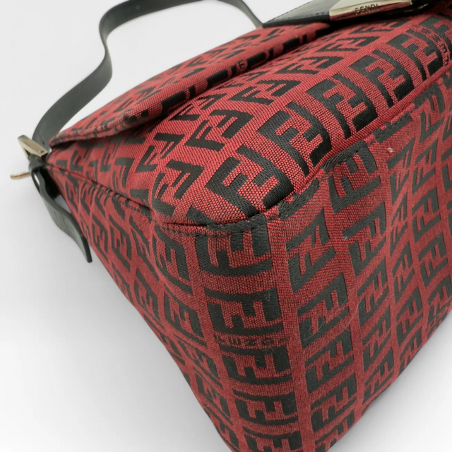 Fendi handbag Mamma Baguette red