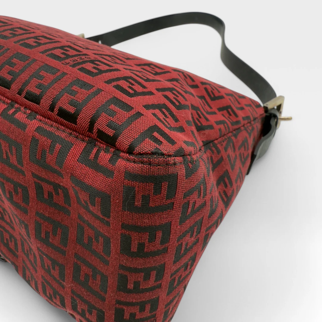 Fendi handbag Mamma Baguette red