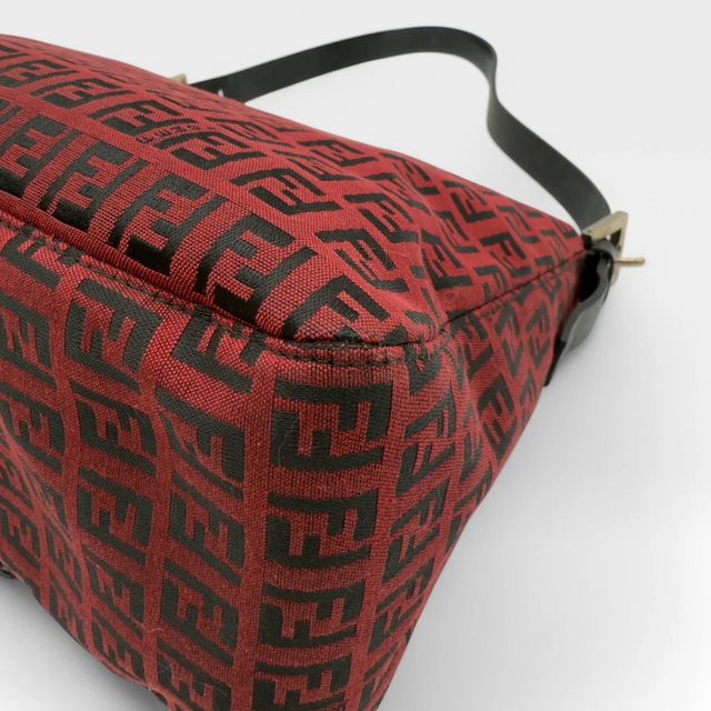 Fendi handbag Mamma Baguette red