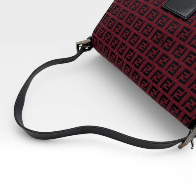 Fendi handbag Mamma Baguette red
