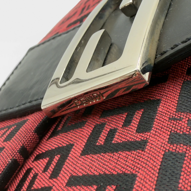 Fendi handbag Mamma Baguette red