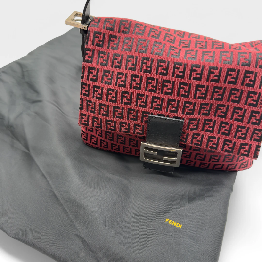 Fendi handbag Mamma Baguette red