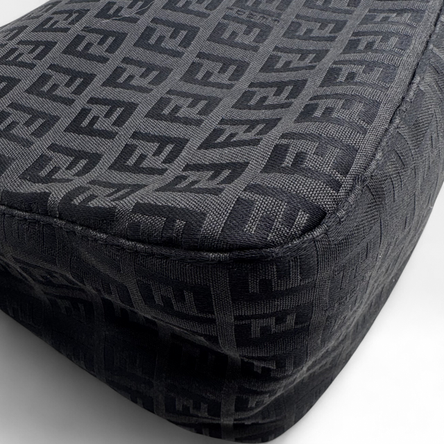 Fendi Schultertasche Mamma Baguette