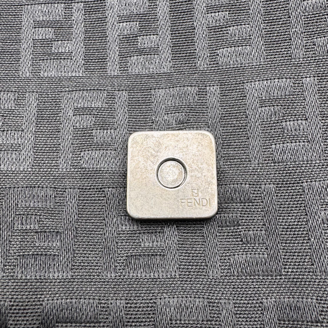 Fendi Schultertasche Mamma Baguette