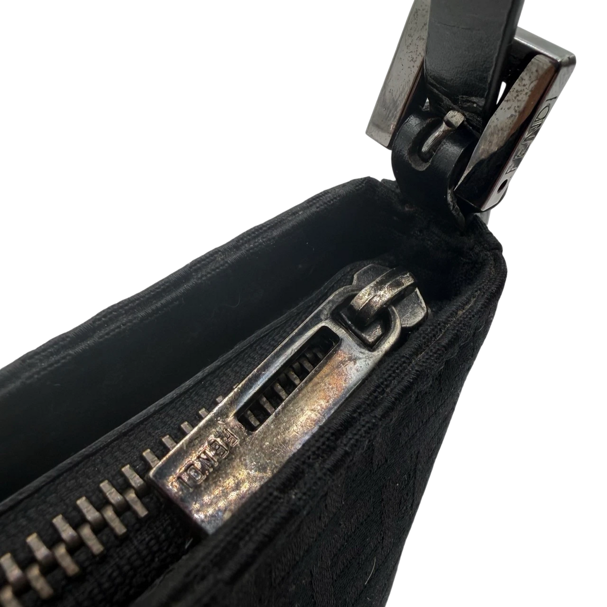 Fendi Pochette Baguette schwarz