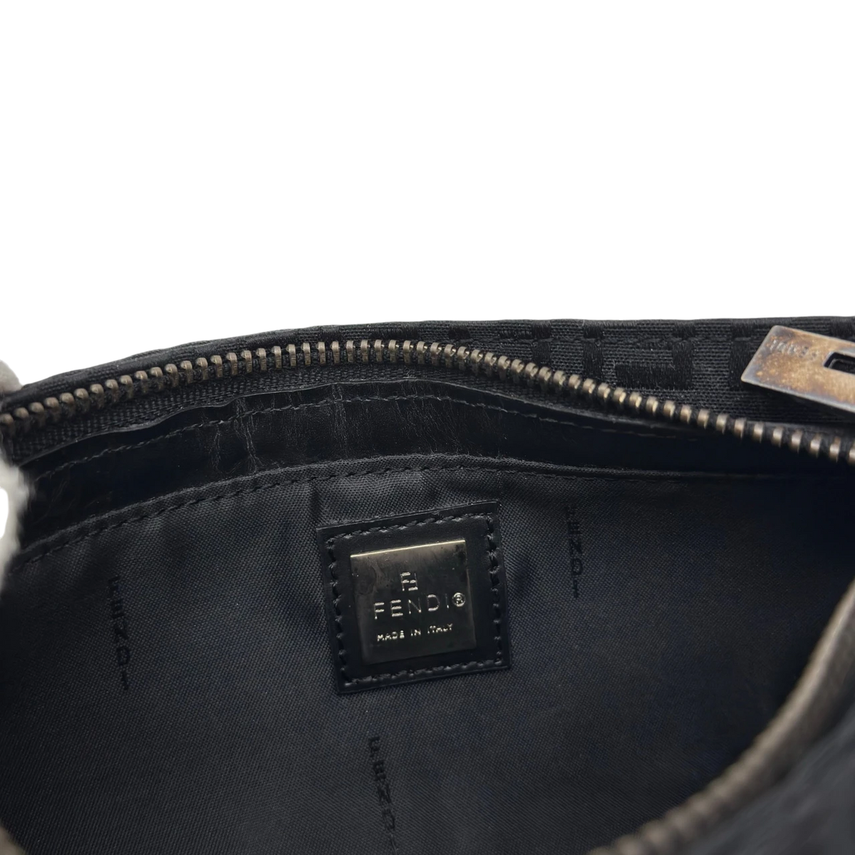 Fendi Pochette Baguette schwarz