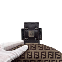 Fendi Schultertasche Baguette Double Flap