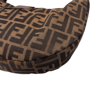 Fendi Schultertasche Croissant