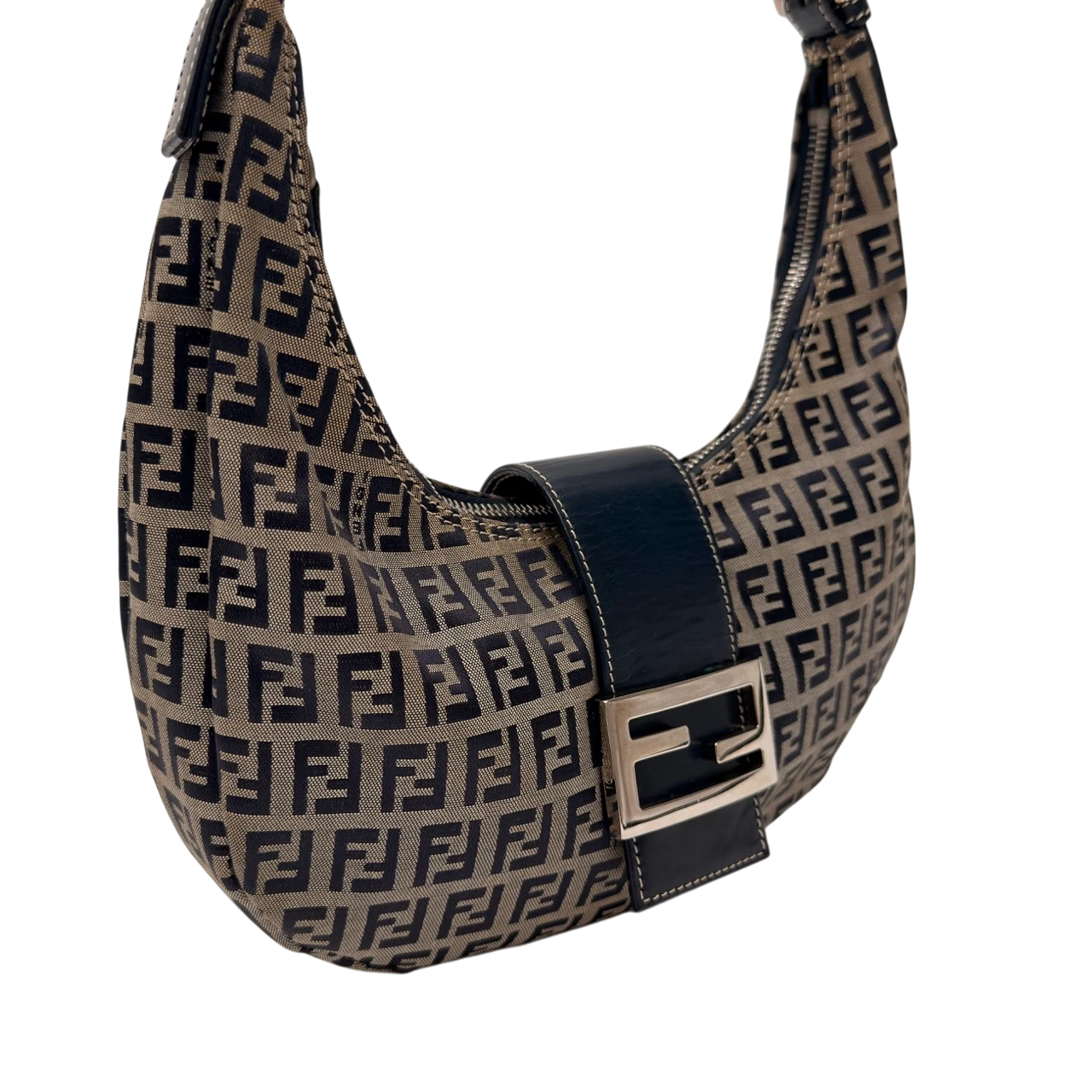 Fendi Schultertasche Croissant
