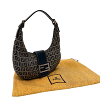 Fendi Schultertasche Croissant