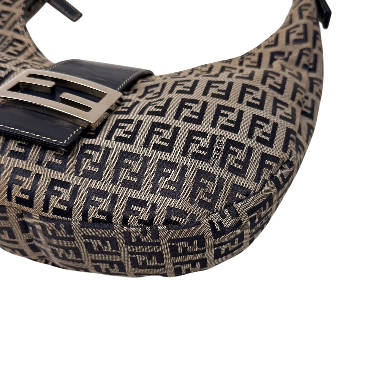 Fendi Schultertasche Croissant