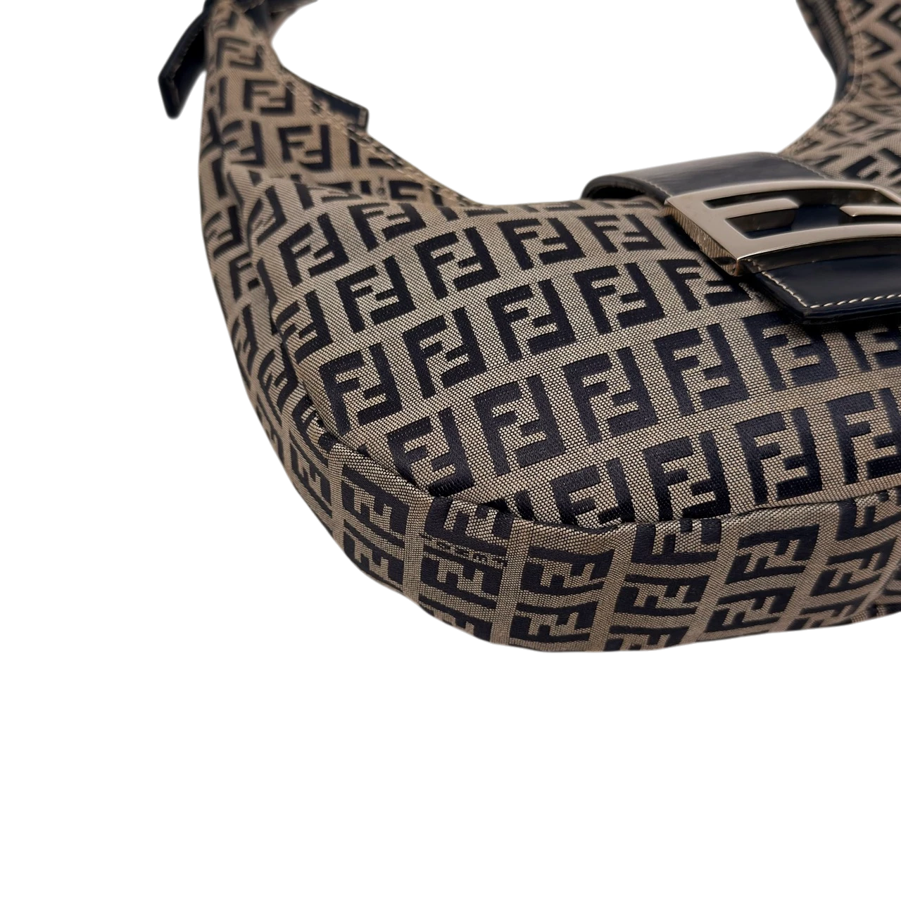 Fendi Schultertasche Croissant