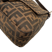 Fendi Schultertasche Mamma Baguette in Zucca braun