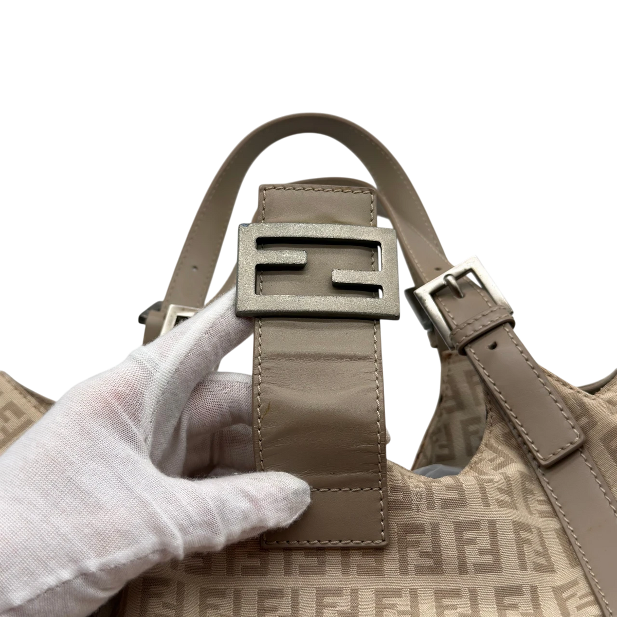 Fendi Schultertasche Zucchino Hobo beige