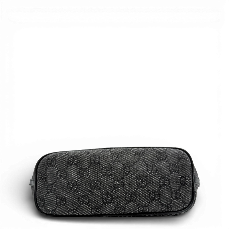 Boat Baguette handbag