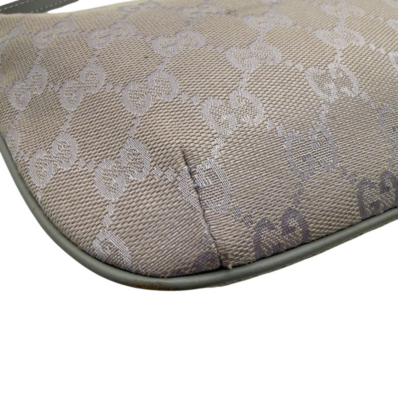 Gucci Pochette Croissant