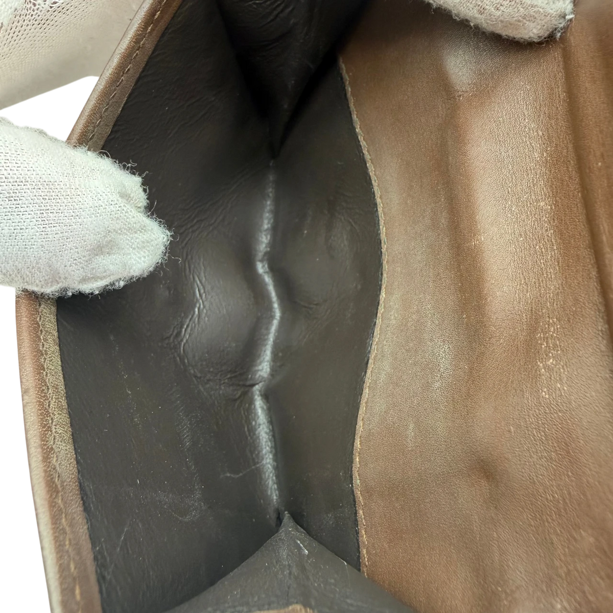 Gucci Geldbeutel Bifold monogram beige – Innenansicht