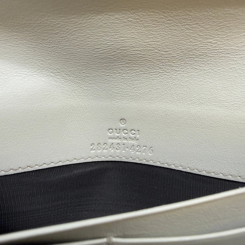 Gucci Geldbeutel GG länglich