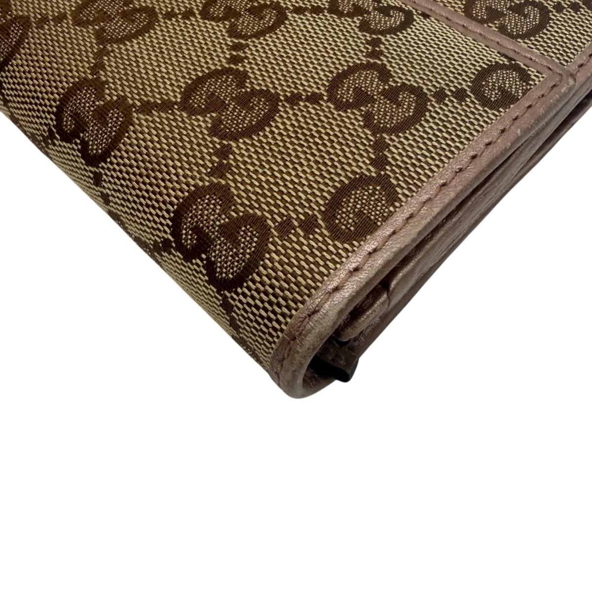 Gucci Geldbeutel Lovely Heart länglich monogram beige – Ecken im Detail
