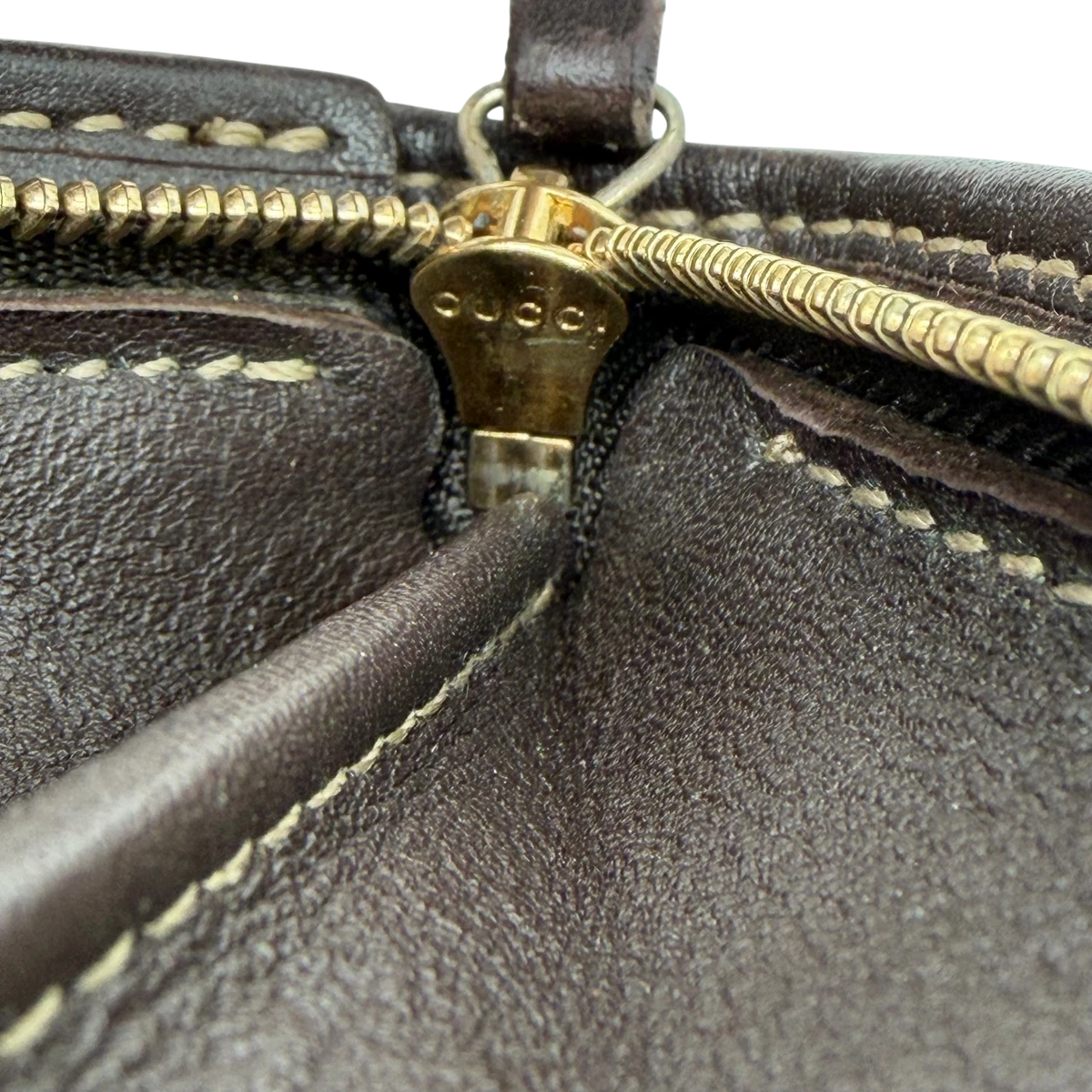 Gucci Geldbeutel Lovely Heart länglich monogram beige – Detailansicht
