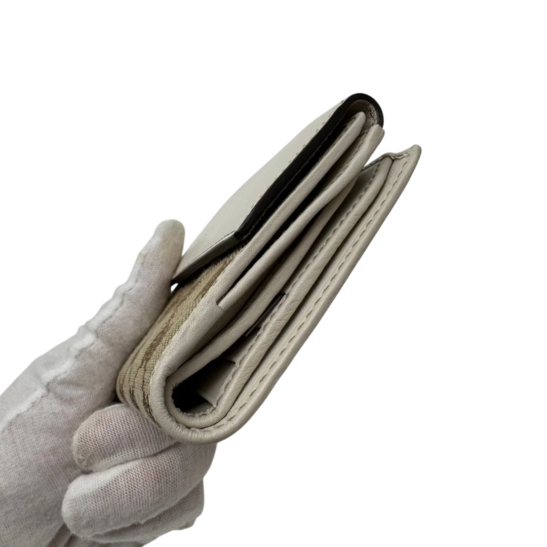 Gucci Lovely Heart Monogram Wallet