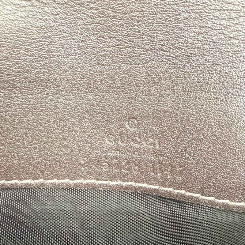 Gucci Lovely Heart Wallet