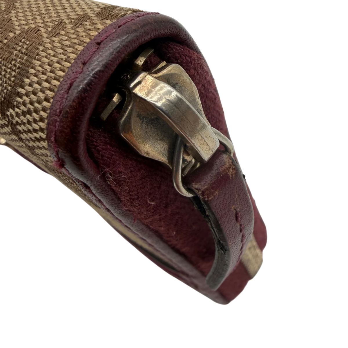 Gucci Geldbeutel Mayfair monogram beige – Beschläge im Detail