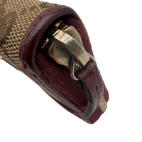 Gucci Geldbeutel Mayfair monogram beige – Beschläge im Detail