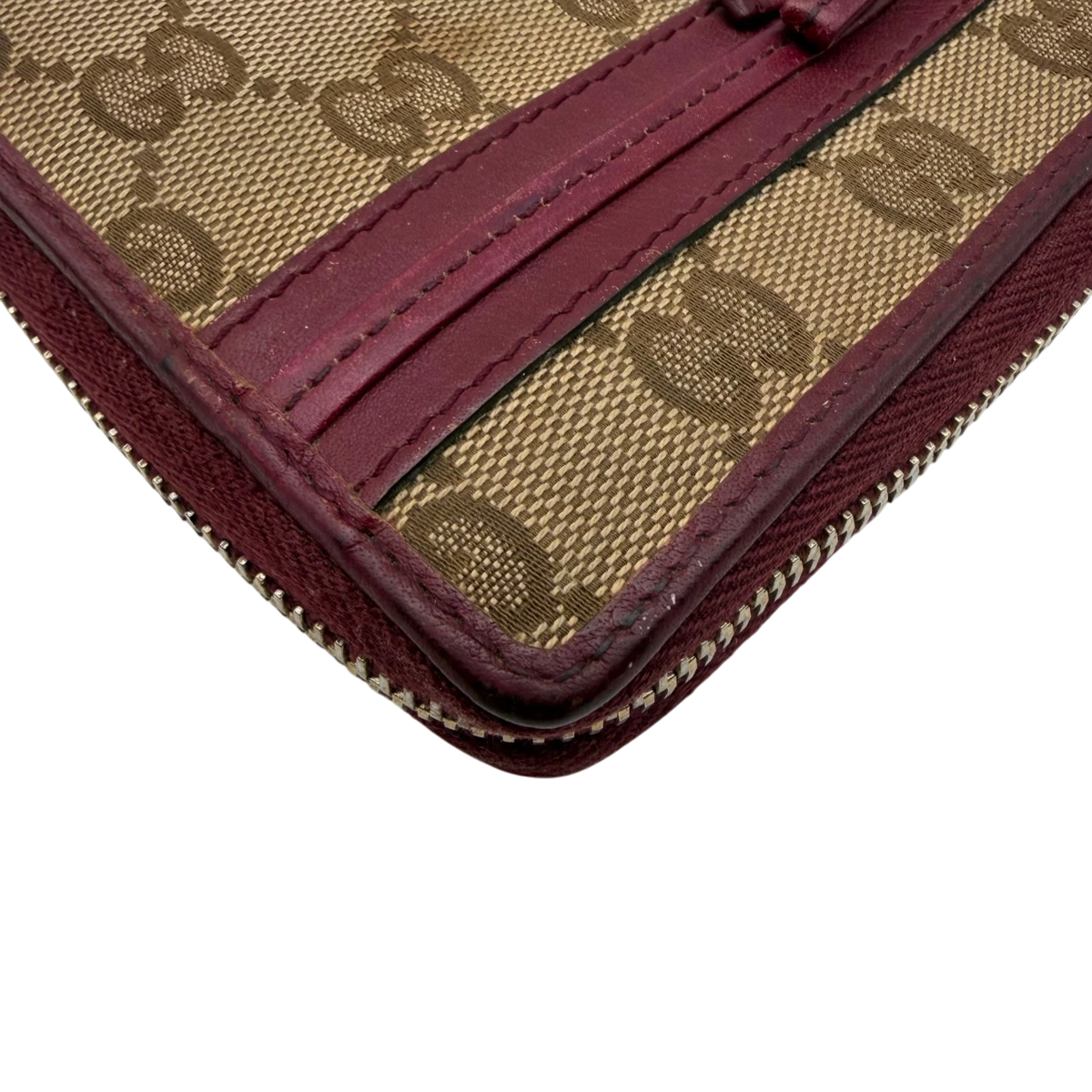 Gucci Geldbeutel Mayfair monogram beige – Ecken im Detail