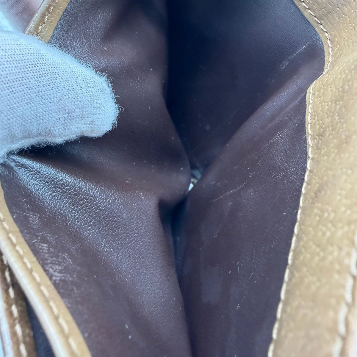 Gucci Geldbeutel New Jackie monogram beige – Detailansicht