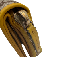 Gucci Geldbeutel Zipper small monogram beige – Beschläge im Detail