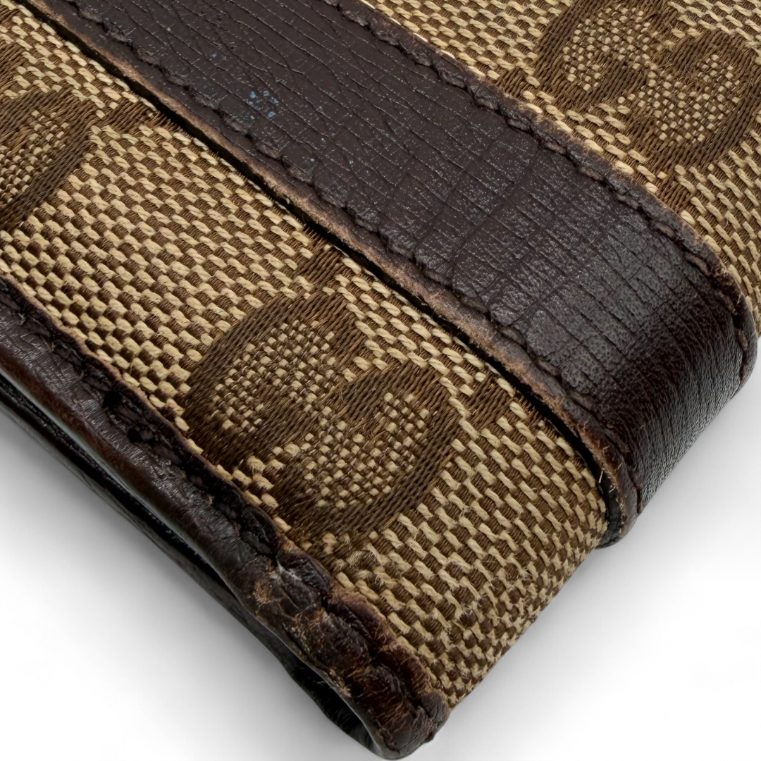 Gucci Bi-Fold Jackie beige wallet