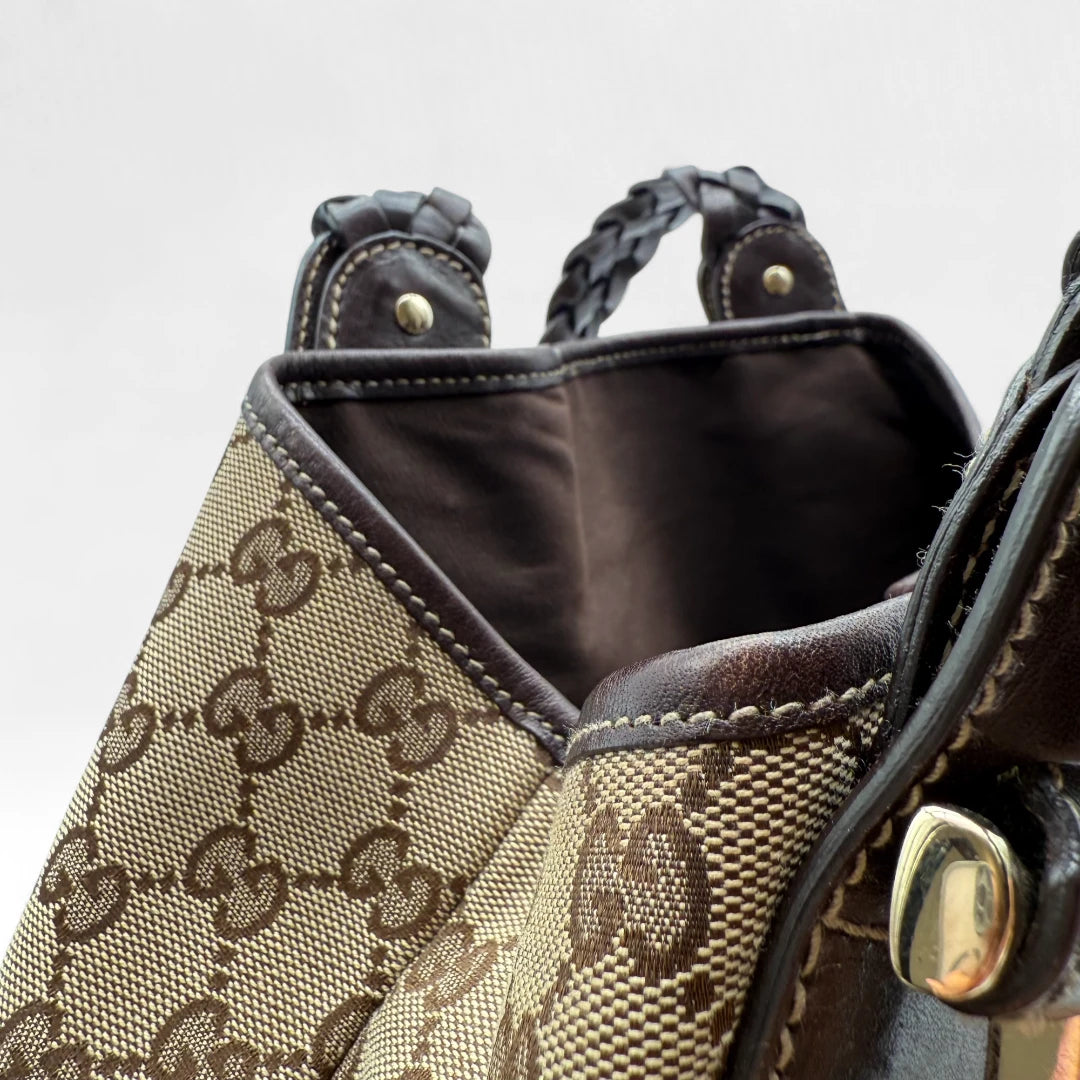 Gucci Pelham handbag