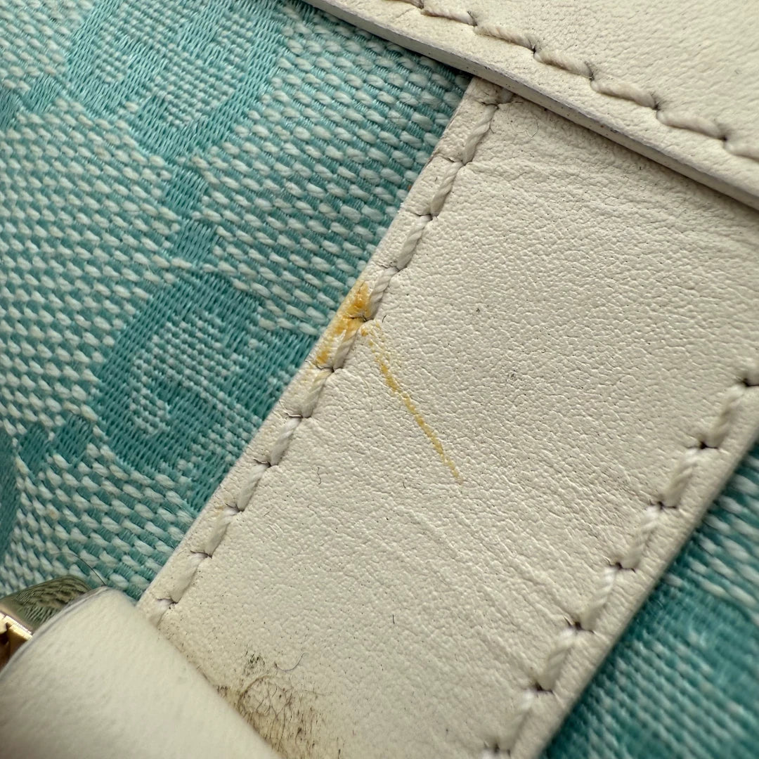 Gucci Handtasche Abbey länglich hellblau