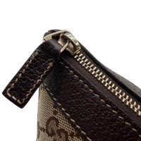 Gucci Handtasche Abbey monogram beige – Beschläge im Detail