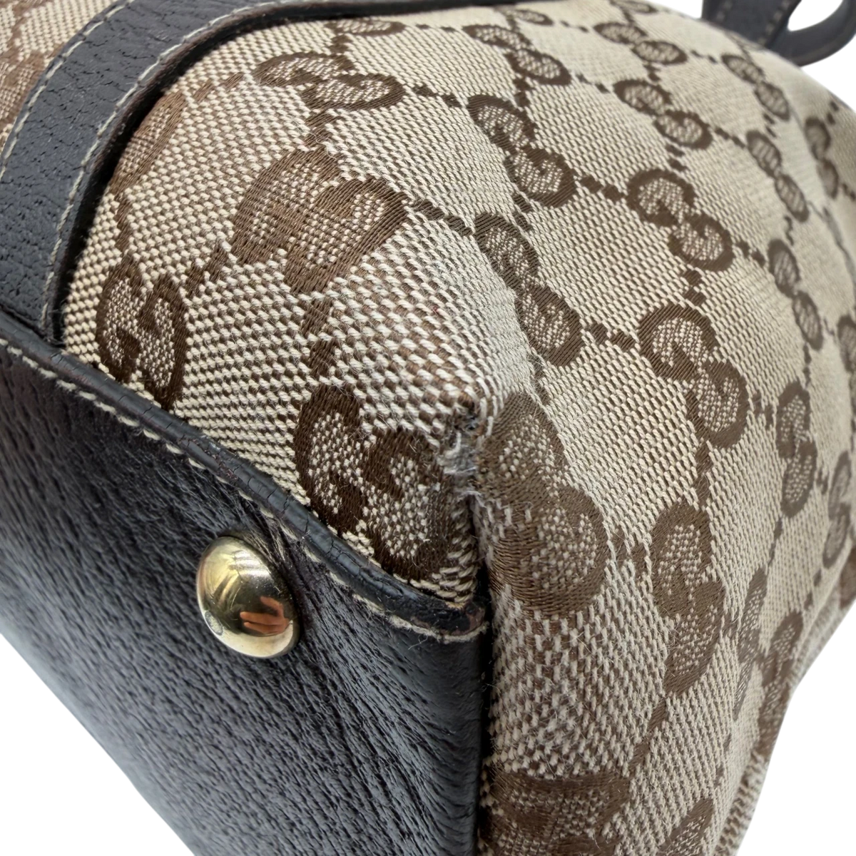 Gucci Handtasche Abbey monogram beige – Beschläge im Detail