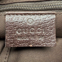 Gucci Handtasche Abbey small monogram beige – Prägung im Detail