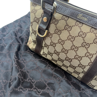 Gucci Handtasche Abbey small monogram beige – Detailansicht
