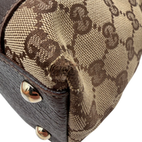 Gucci Handtasche Abbey small monogram beige – Gebrauchsspuren: abgeriebene Ecke