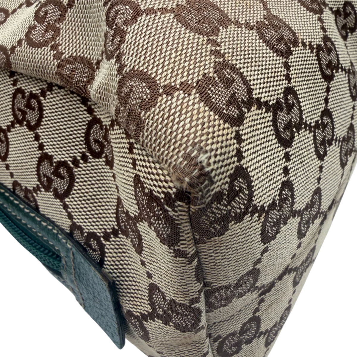 Gucci Handtasche Balthus monogram beige – Ecken im Detail