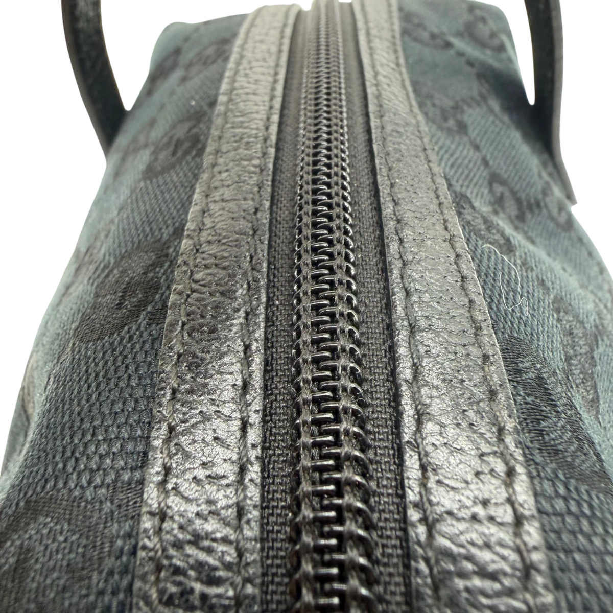 Gucci Handtasche Balthus monogram schwarz – Beschläge im Detail