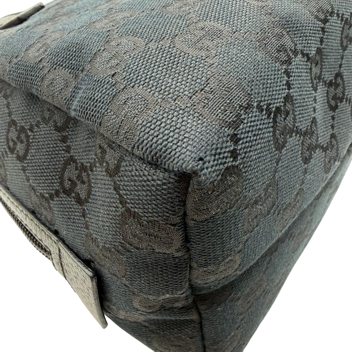 Gucci Handtasche Balthus monogram schwarz – Henkel im Detail