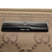 Gucci Handtasche Boat Baguette monogram beige – Logo im Detail