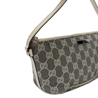 Gucci Handtasche Boat Baguette monogram grau – Innenetikett im Detail