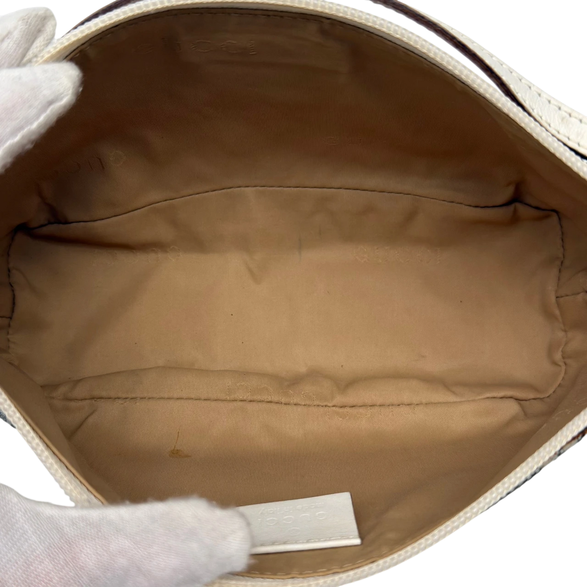 Gucci Handtasche Boat Baguette monogram grau – Innenansicht