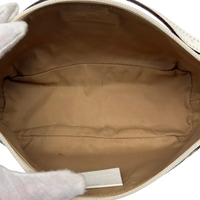 Gucci Handtasche Boat Baguette monogram grau – Innenansicht