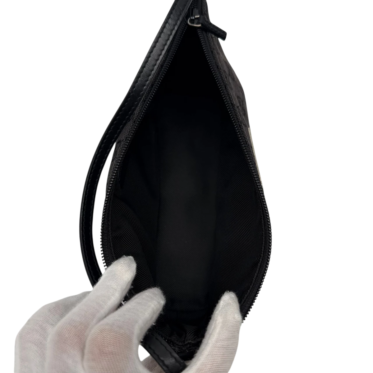 Gucci Handtasche Boat Baguette monogram schwarz – Innenansicht